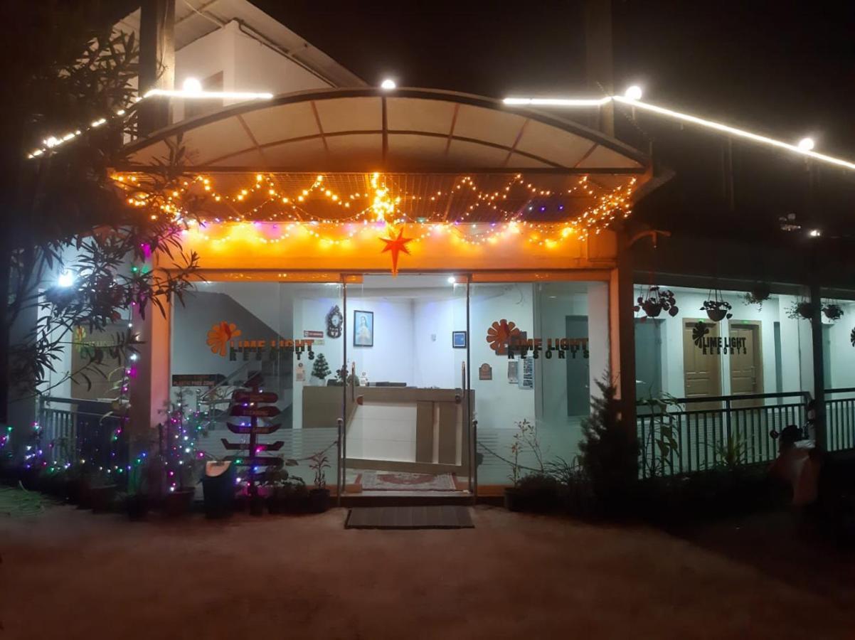 Lime Light Resort Мунар Екстериор снимка