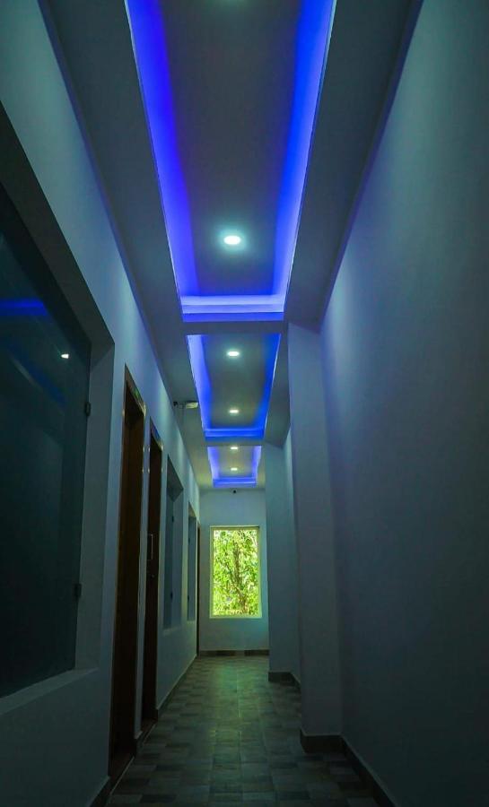 Lime Light Resort Мунар Екстериор снимка