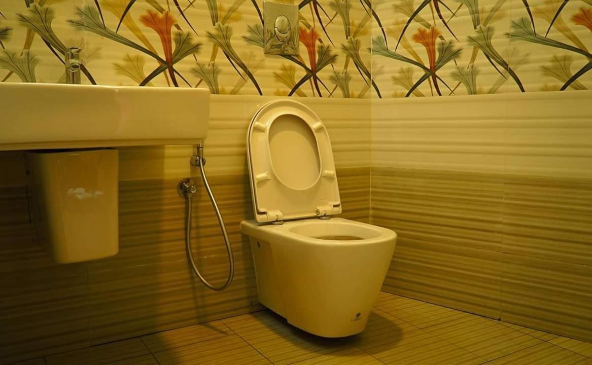 Lime Light Resort Мунар Екстериор снимка