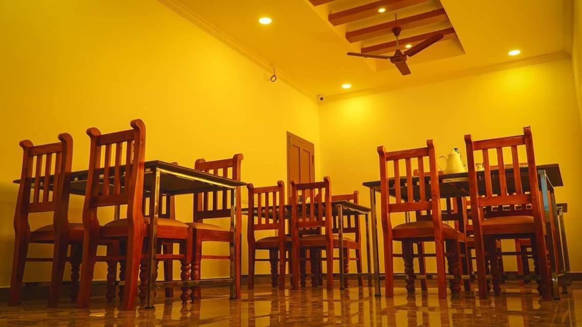 Lime Light Resort Мунар Екстериор снимка