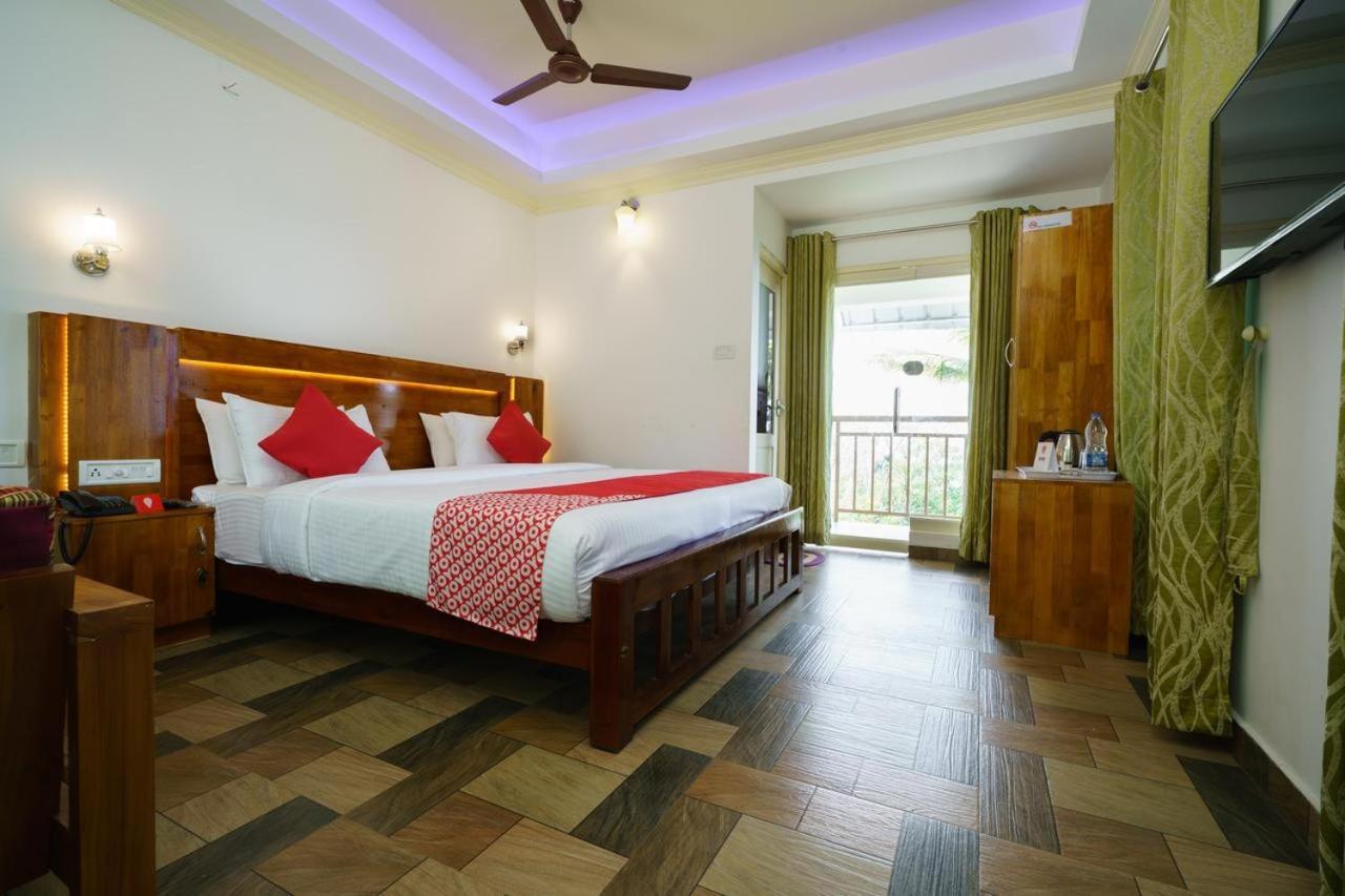 Lime Light Resort Мунар Екстериор снимка